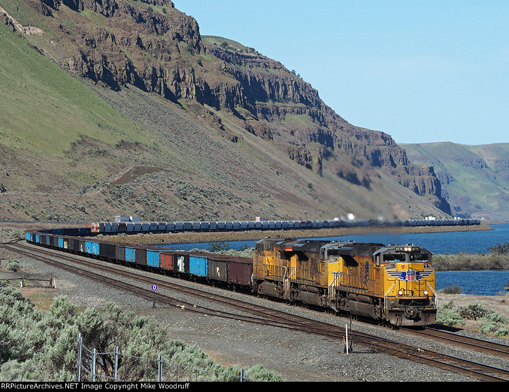 UP 8578